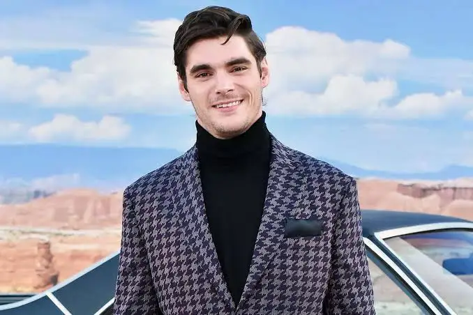 Breaking Bad star RJ Mitte died by suicide,
